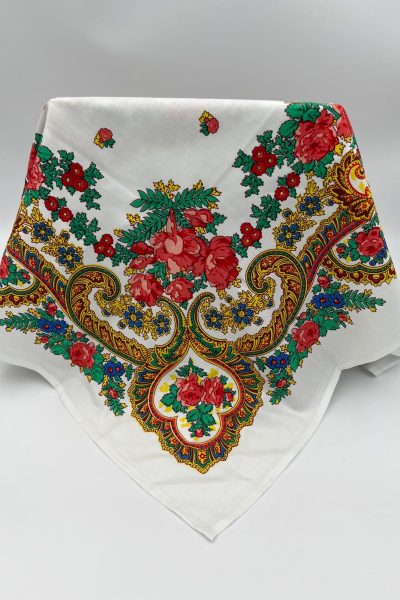 Pañuelo regional floral portugués blanco